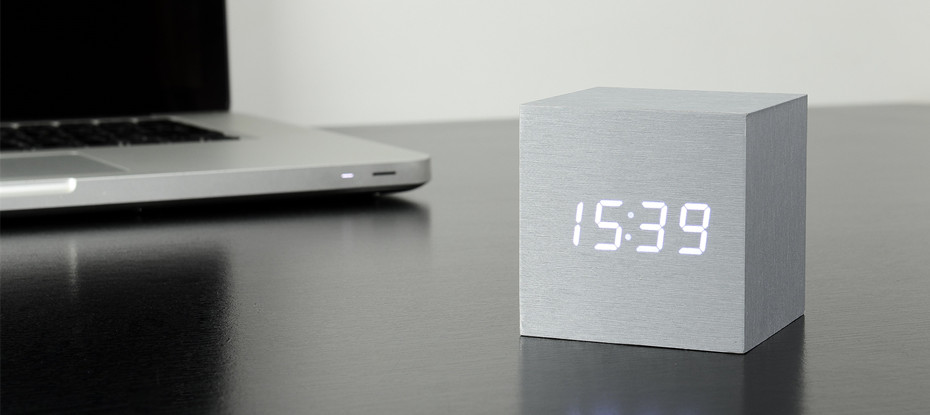 Cube Aluminium Clock Gingko Cube Aluminium Clock